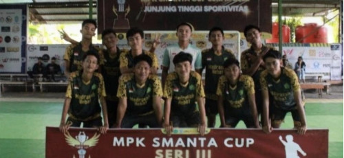 MAN 1 Ketapang A Menang Telak 8-1 atas SMK 1 Ketapang A di Fase Grup MPK CUP 2024