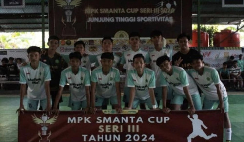 MAN 1 Ketapang B Unggul 3-1 atas SMA 3 Ketapang B di Fase Grup MPK Cup 2024