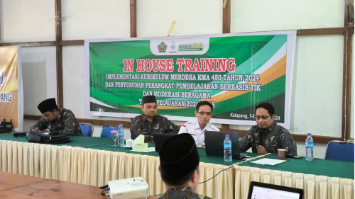 MAN 1 Ketapang Gelar In House Training (IHT) Bahas Kriteria Kenaikan Kelas
