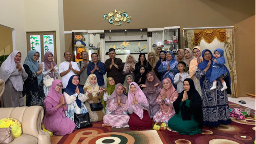 Guru MAN 1 Ketapang Adakan Khataman Al-Qur’an