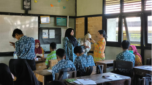 Puskesmas Kedondong Gelar Pemeriksaan Kesehatan Kepada Siswa-Siswi MAN 1 Ketapang