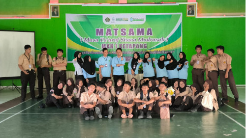 Penutupan Kegiatan MATSAMA MAN 1 Ketapang oleh Ketua Panitia : Alhamdulillah Kegiatan Berjalan Lancar